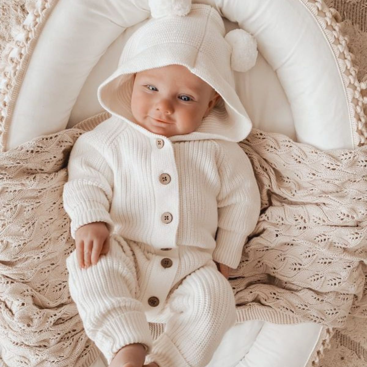 CLASSIC HOODED ROMPER MILK Olive and August