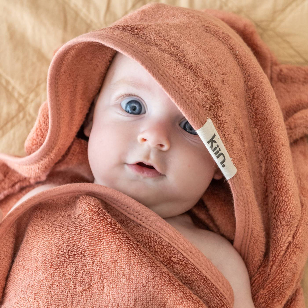 HOODED TOWEL | BLUSH – Olive and August